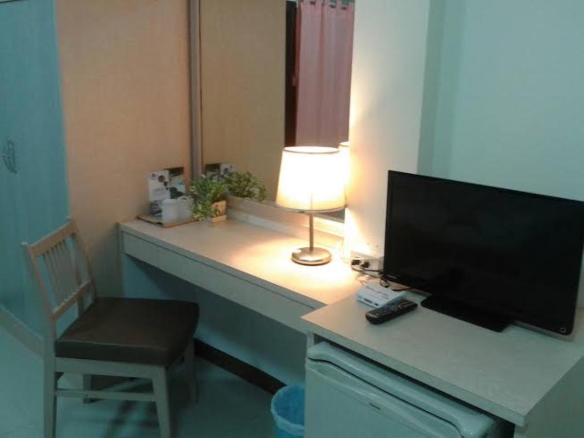 We Train Hotel Don Muang Bangkok Luaran gambar