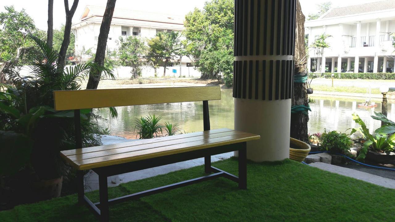 We Train Hotel Don Muang Bangkok Luaran gambar