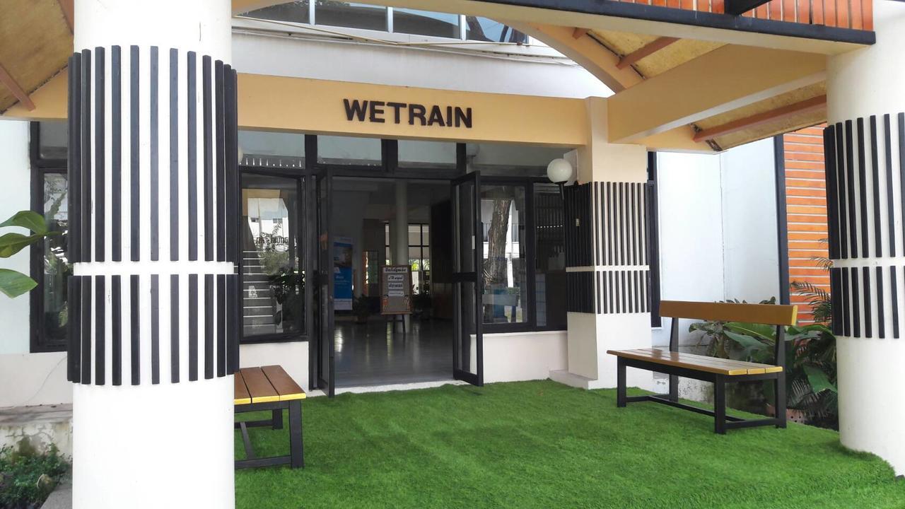 We Train Hotel Don Muang Bangkok Luaran gambar